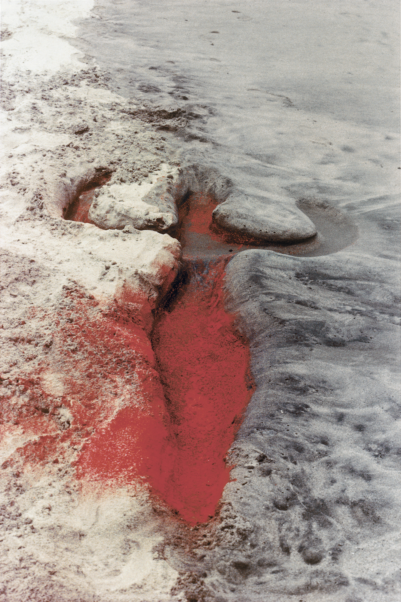 Kunst der Männlichkeit, die rote Fahnen zeigt